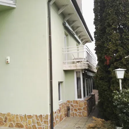 Arató * Budapest